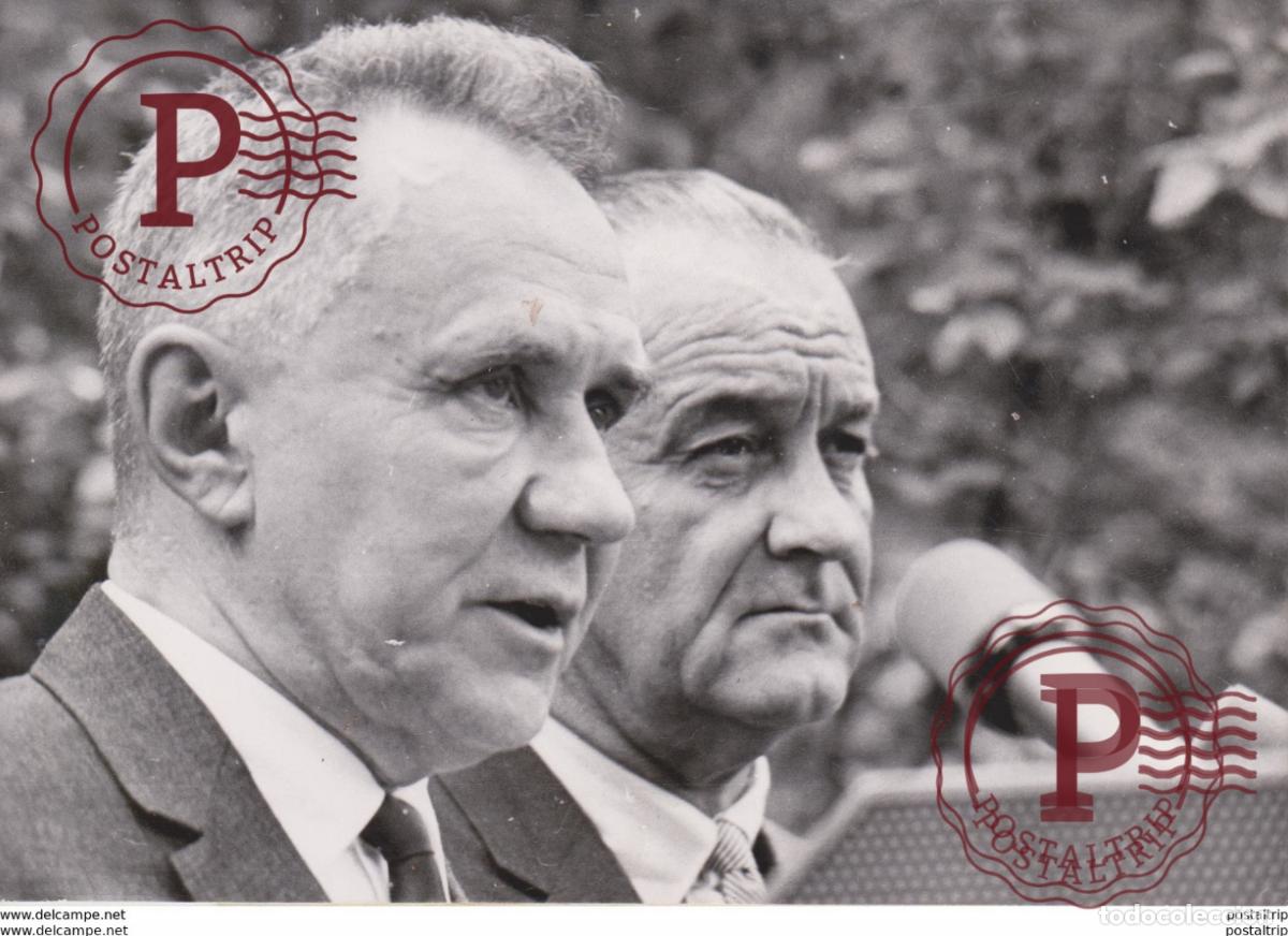 Fotografia antiga: LA RENCONTRE JOHNSON KOSSYGUINE GLASSBORO NEW JERSEY SOVIETIQUE MOSCOU