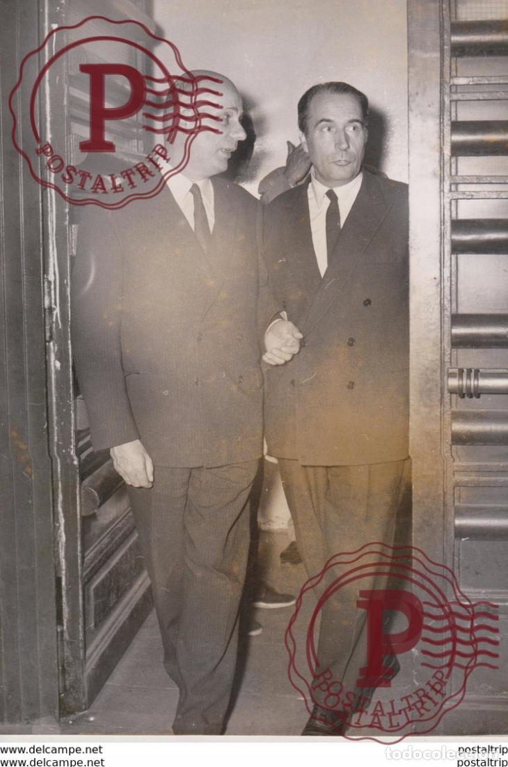 Antique Photography: RENCONTRES PCF PGDS PARTI COMMUNISTE FRAN&Ccedil;AIS ET DE LA FGDS RUE DE CHATEAUDUN WALDECK ROCHET FRAN