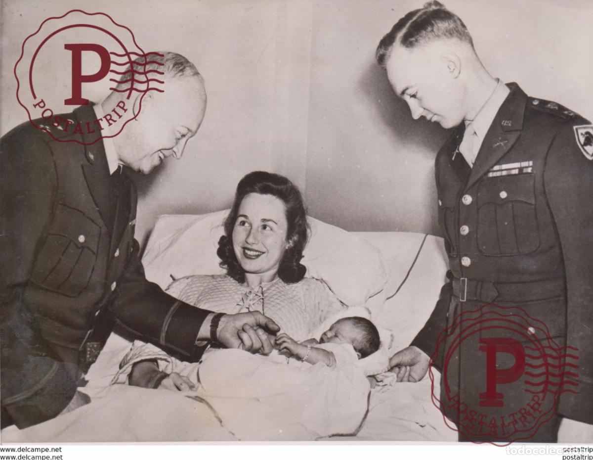 Antique Photography: WEST POINT NEW YORK USA GENERAL EISENHOWER AVEC PETIT FILS DWIGHT MISS BARBARA JEAN THOMPSON ACAD
