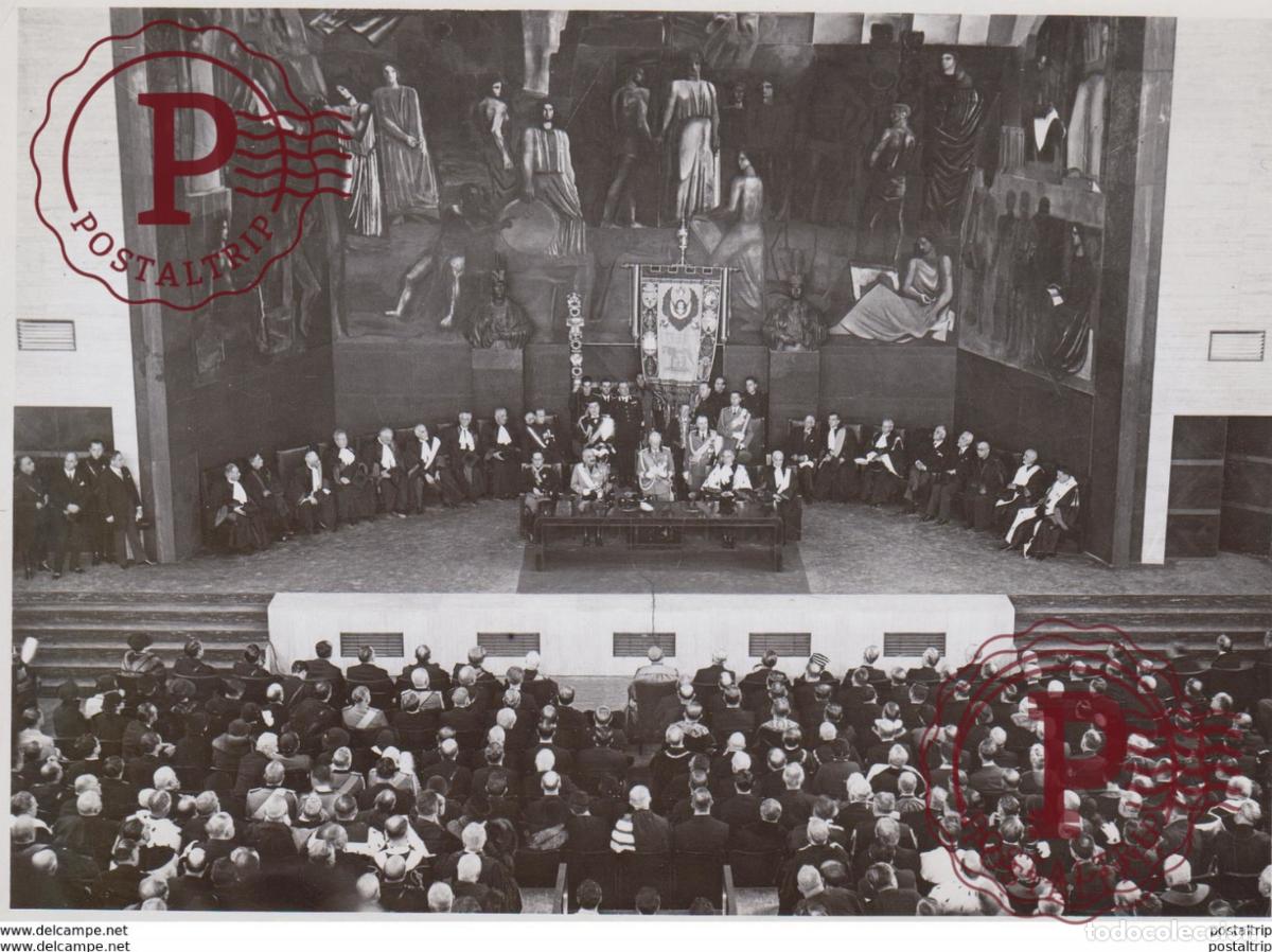 Antique Photography: ROMA LANNO ACCADEMICO ALLA CITTA UNIVERSITARIA IL CONFERIMENTO DELLA LAURA AD HONOREM AL RE DITALI