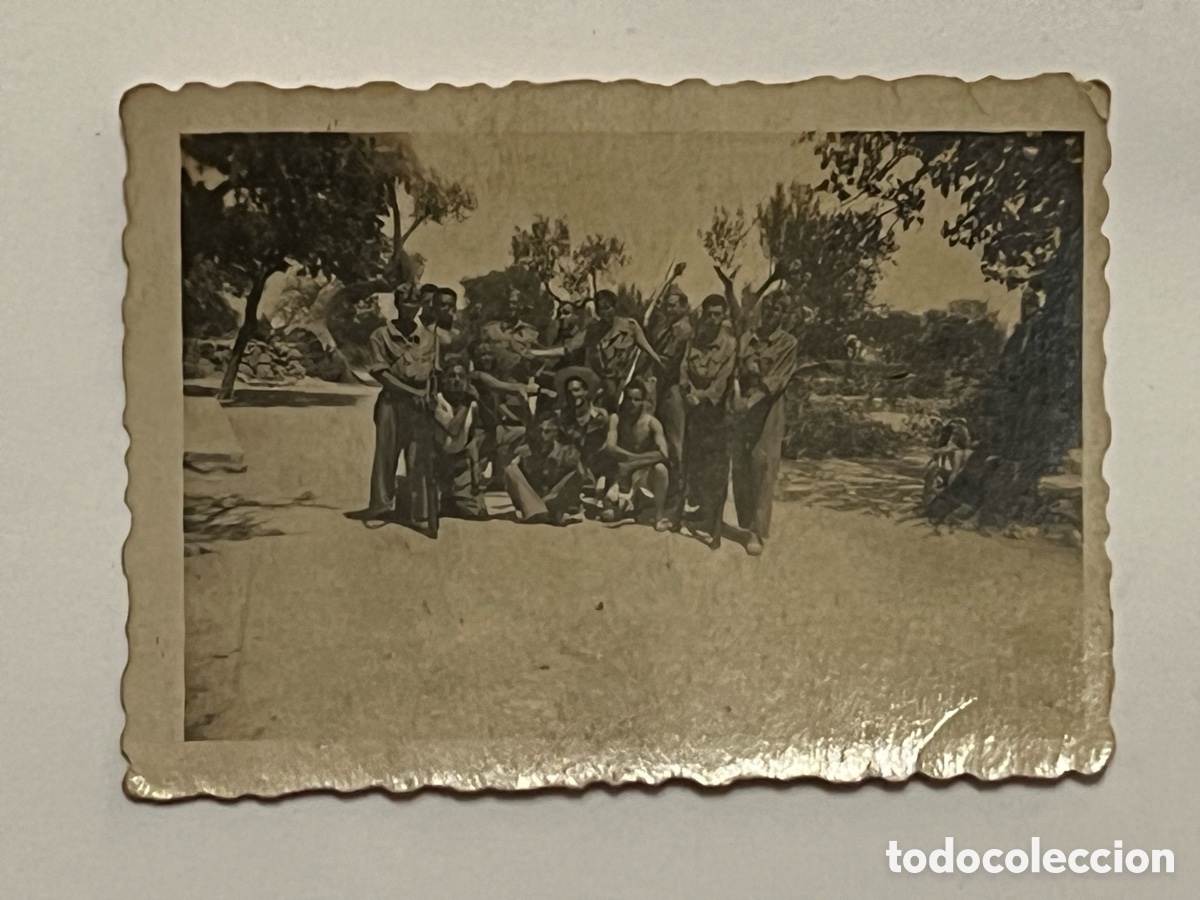 Photographie ancienne: MILITARES.. Recuerdo de mi tiempo en filas&hellip; Fotograf&iacute;a (h.1950?)