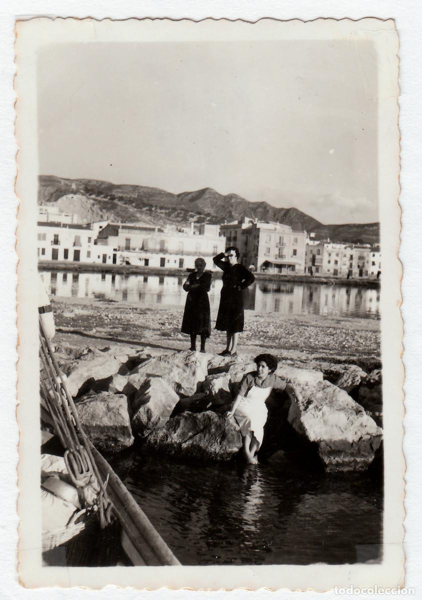 Fotografia antica: Preciosa vista del puerto de San Carlos de la R&aacute;pita, Tarragona. A&ntilde;os 50 g aa