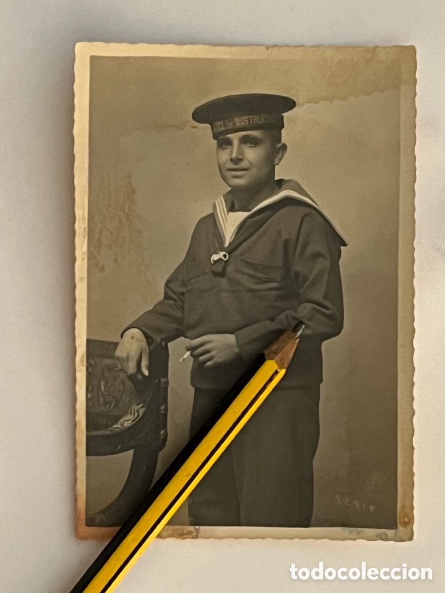 Antique Photography: SAN FERNANDO (C&aacute;diz) Fotograf&iacute;a Marinero Cuartel de Instrucci&oacute;n (a.1942) Medidas: 7,5 x 11