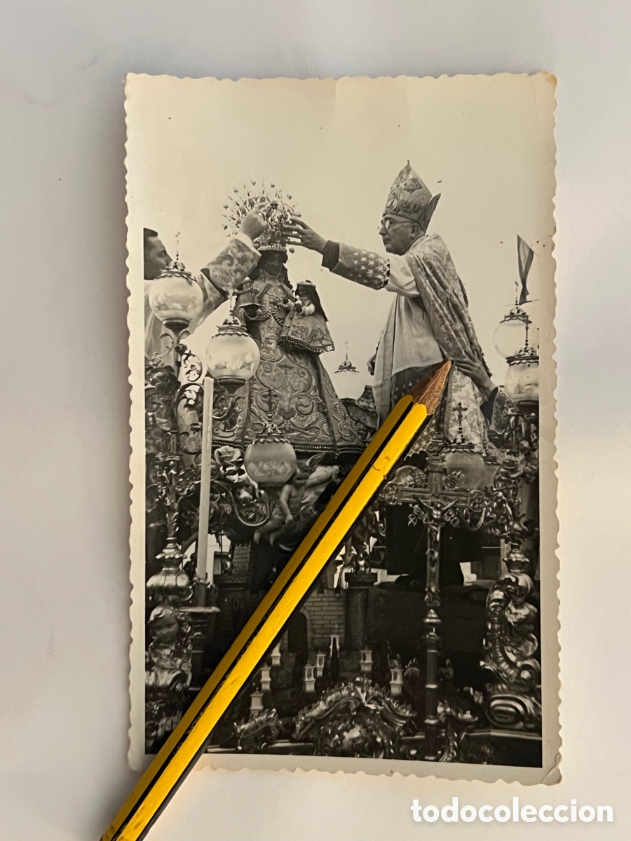 Fotograf&iacute;a antigua: BENETUSER Coronaci&oacute;n de la Virgen de los Desamparados. La Geperudeta (a.1923)