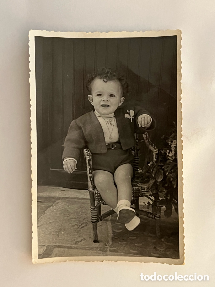 Fotograf&iacute;a antigua: NI&Ntilde;OS. BENETUSER (Valencia) Fotograf&iacute;a el Rey de la casa.. Foto Gimeno (h.1950?)