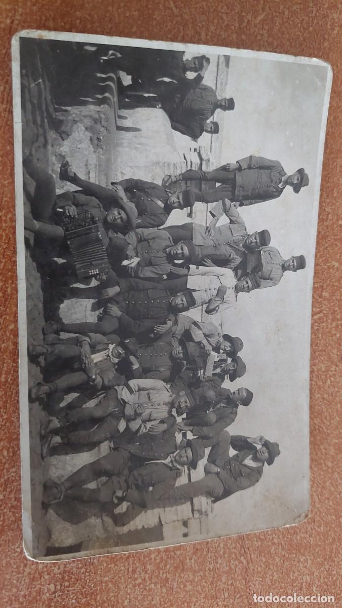 Fotograf&iacute;a antigua: Antigua foto postal soldados guerra de Marruecos