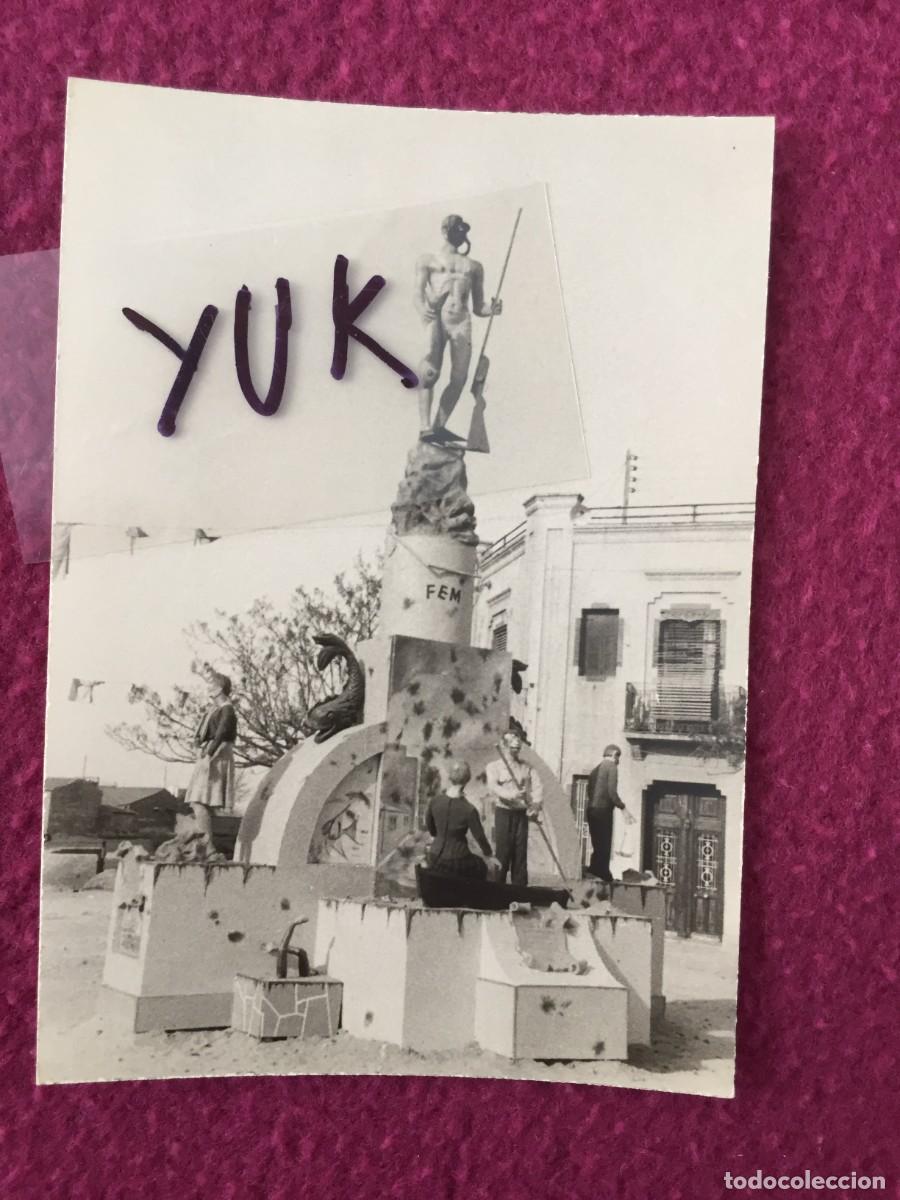 Fotograf&iacute;a antigua: BONITA FOTO FOTOGRAFIA DE LA FALLA AVENIDA BURJASOT JOAQUIN BALLESTER DEL A&Ntilde;O 1963 - FALLAS VALENCIA