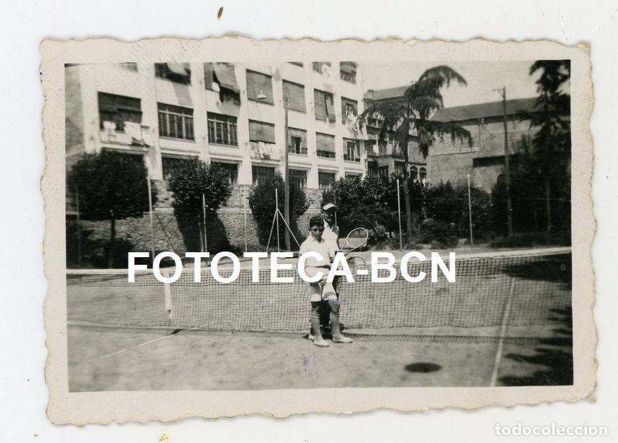 Fotograf&iacute;a antigua: FOTO ORIGINAL MANRESA PARTIDO DE TENIS A&Ntilde;O 1943 SELLO FOTOGRAFO JORGE COSTA