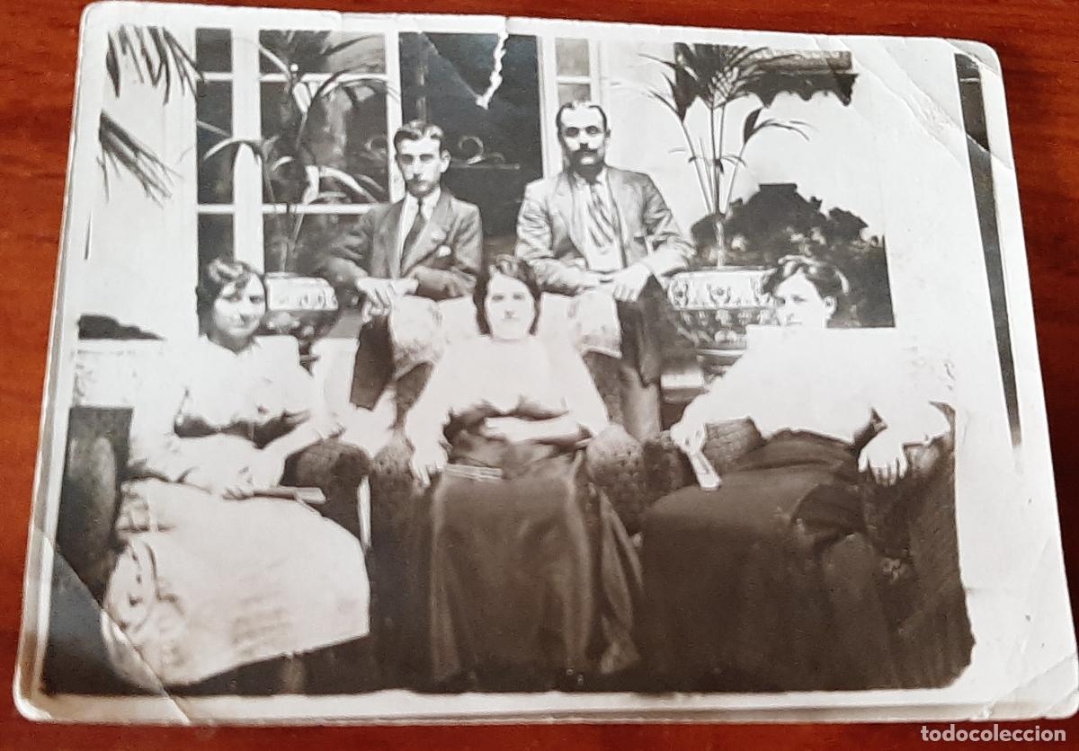 Antique Photography: FOTO FAMILIAR - SELLADA RAFAEL BORJA CASANOL PELUQUERO