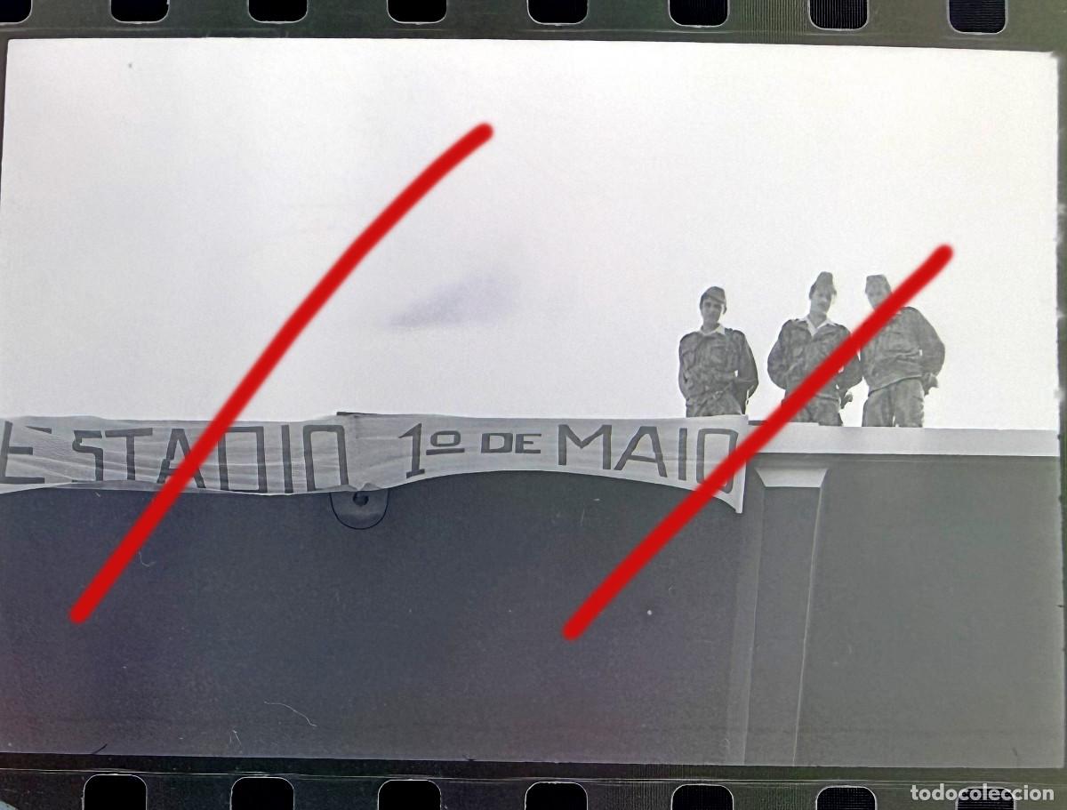 Fotograf&iacute;a antigua: Revoluci&oacute;n de los Claveles Portugal - A Revolu&ccedil;&atilde;o dos Cravos - Negativo de Celuloide - Fotograf&iacute;a