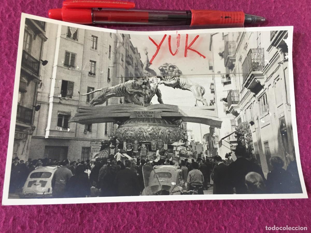 Fotograf&iacute;a antigua: FOTO FOTOGRAFIA DE LA FALLA VISITACION - ORIHUELA 1959 - PRIMER PREMIO - FALLAS DE VALENCIA