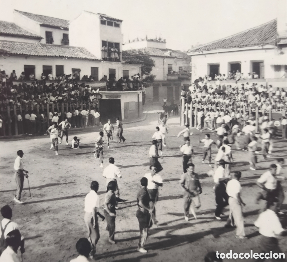 Photographie ancienne: ESPA&Ntilde;A ENCIERRO FIESTA POPULAR FOTOGRAF&Iacute;A ANIMADA LOCALIDAD SIN IDENTIFICAR C. 1965