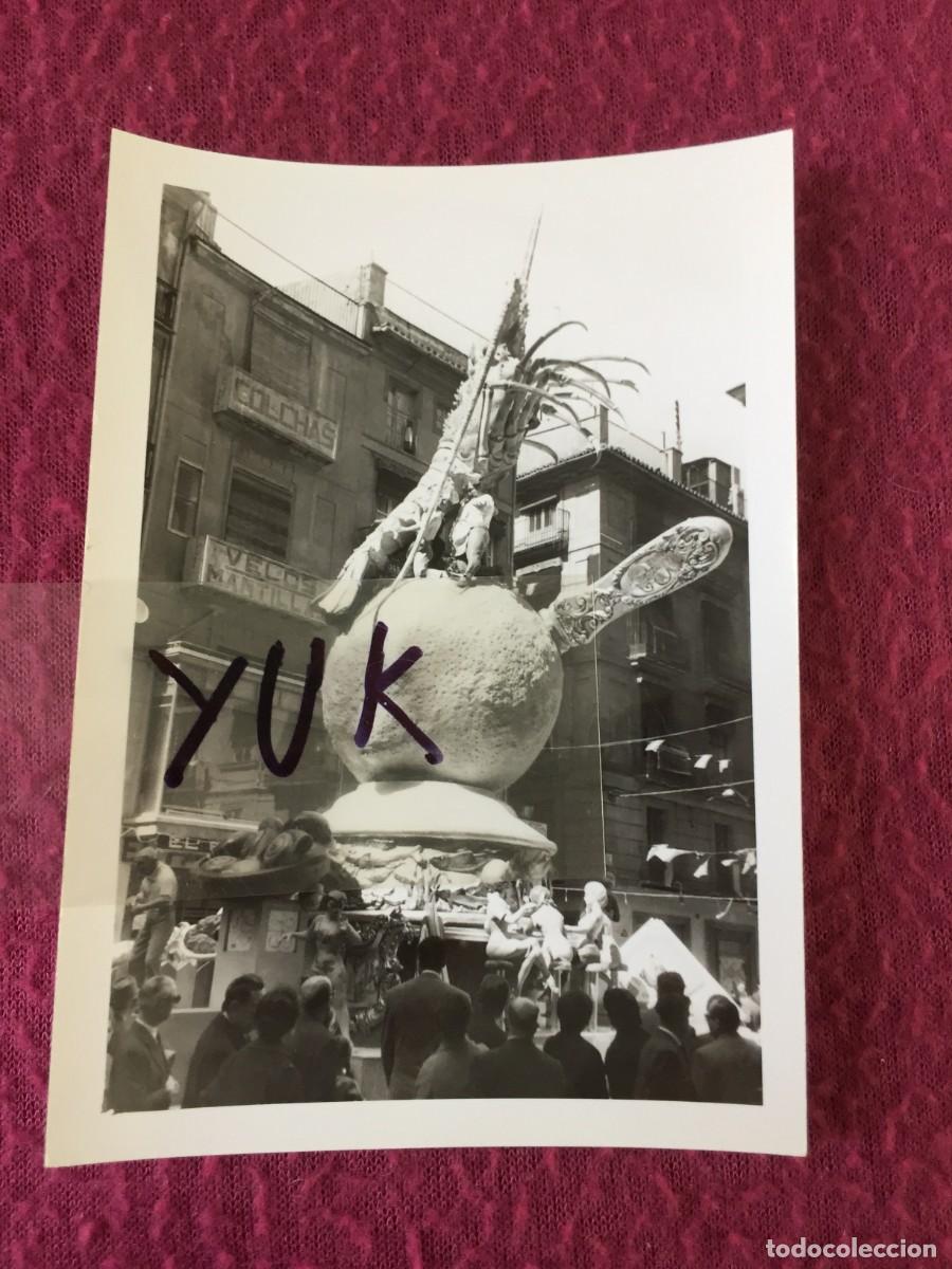 Fotograf&iacute;a antigua: FOTO FOTOGRAFIA DE LA FALLA DE LA PLAZA DE LA MERCED - 1965 - FALLAS DE VALENCIA