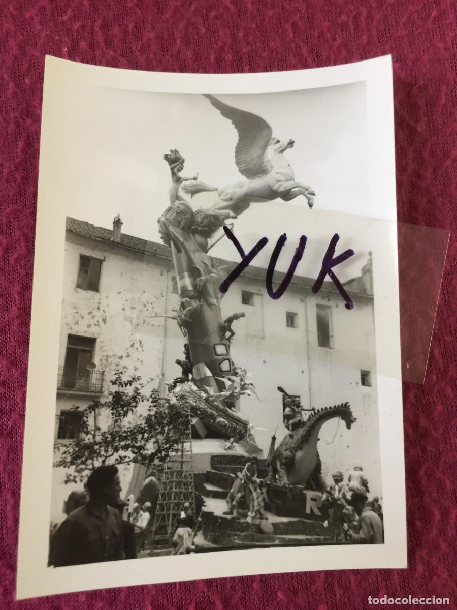 Fotograf&iacute;a antigua: FOTO FOTOGRAFIA DE LA FALLA DE LA PLAZA DEL PILAR - 1965 - FALLAS DE VALENCIA