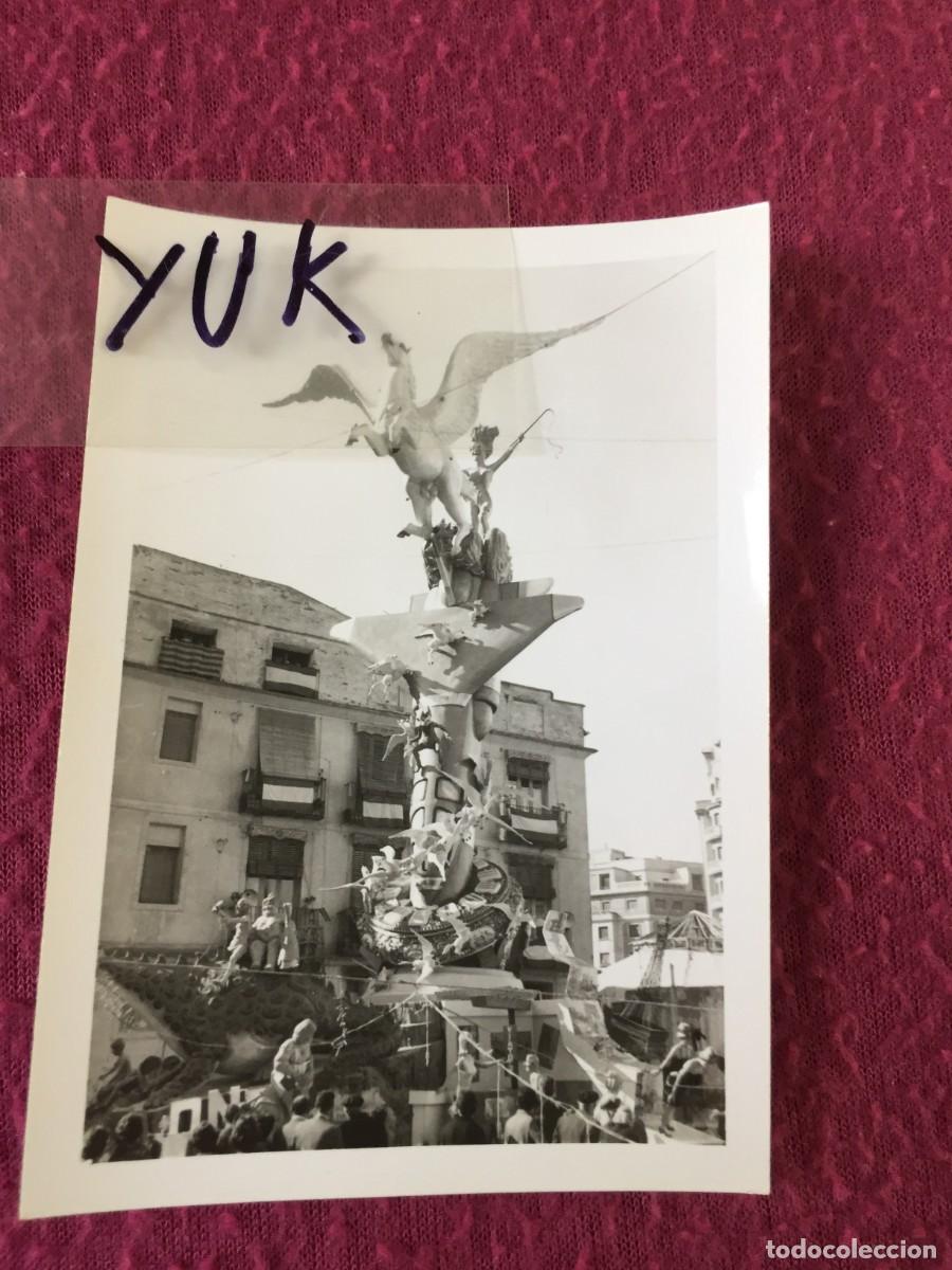 Fotograf&iacute;a antigua: FOTO FOTOGRAFIA DE LA FALLA DE LA PLAZA DEL PILAR - 1965 - FALLAS DE VALENCIA
