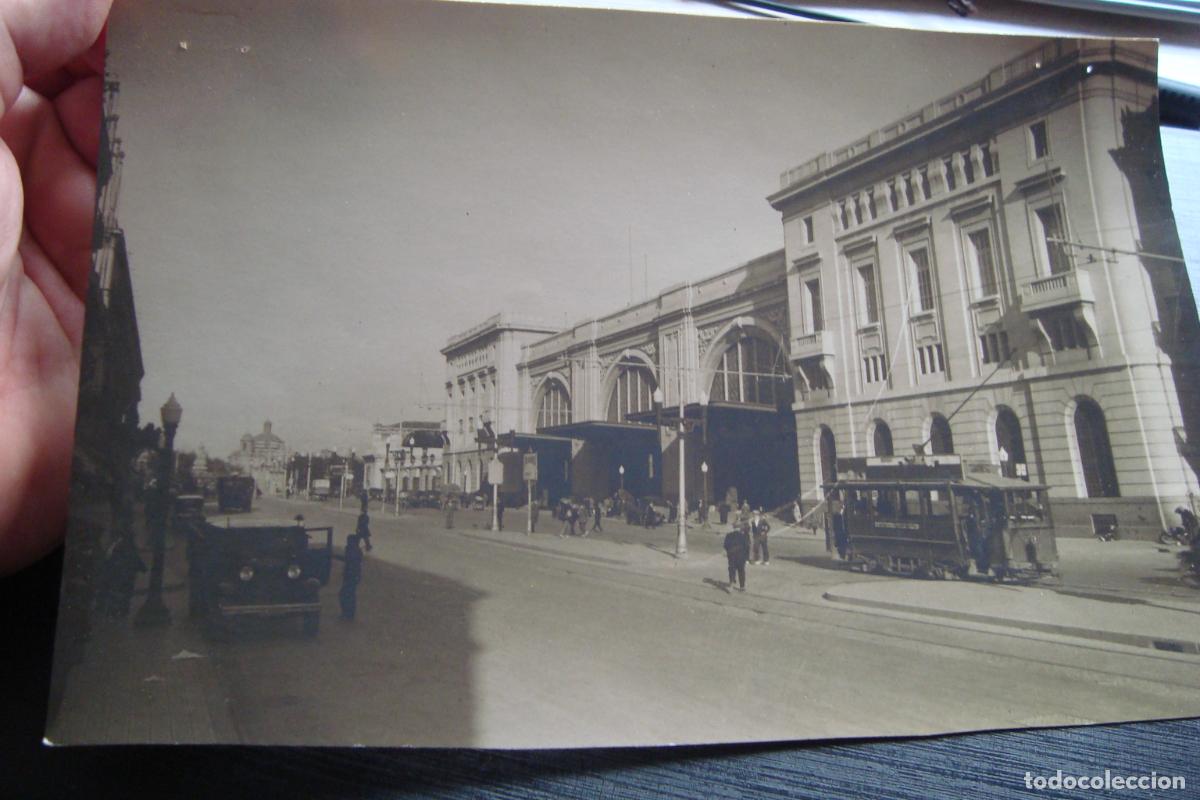 Fotograf&iacute;a antigua: ANTIGUA FOTOGRAFIA VISTA DE BARCELONA. SELLO SOCIEDAD ATRACCION DE FORASTEROS. TRANVIA