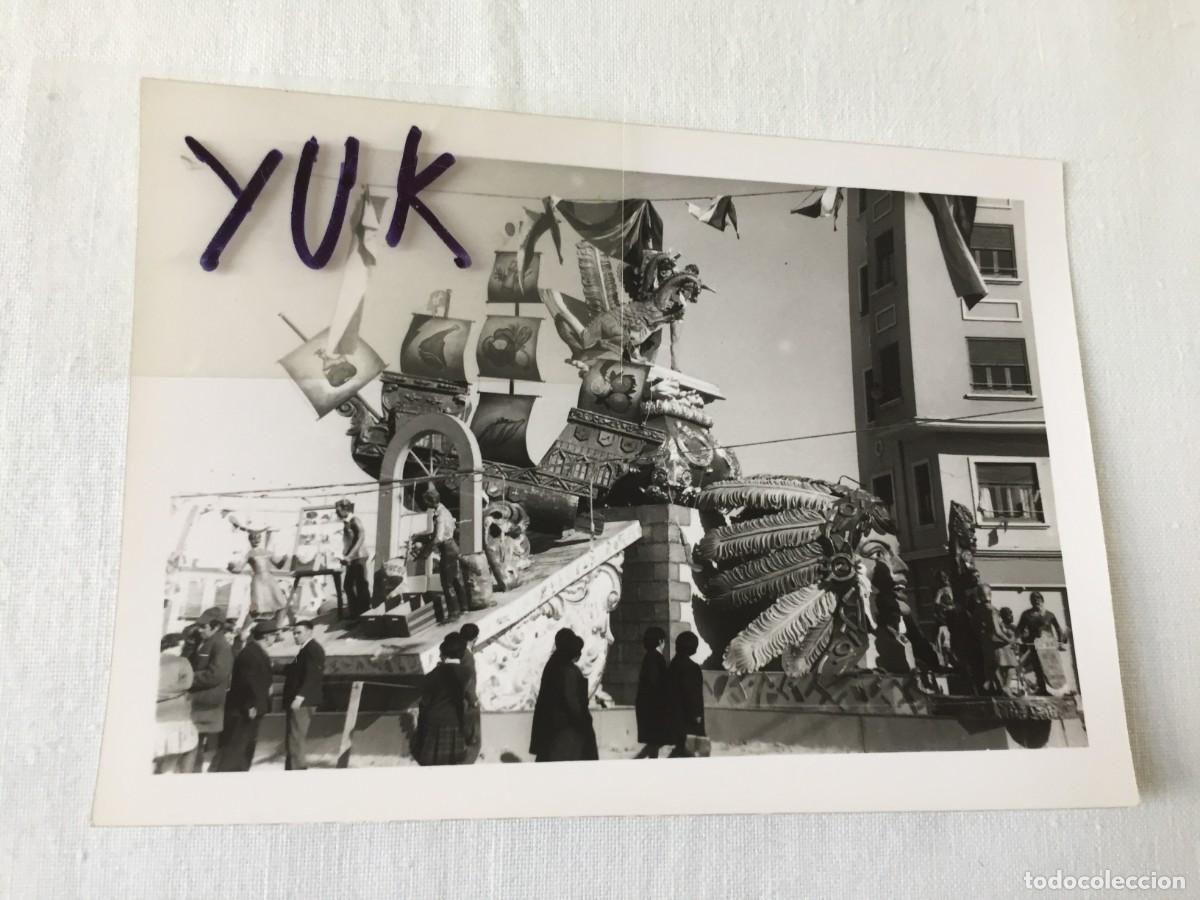 Fotograf&iacute;a antigua: FOTO FOTOGRAFIA DE UNA FALLA DE LOS A&Ntilde;OS 60 - PROBABLEMENTE 1964 - FALLAS DE VALENCIA