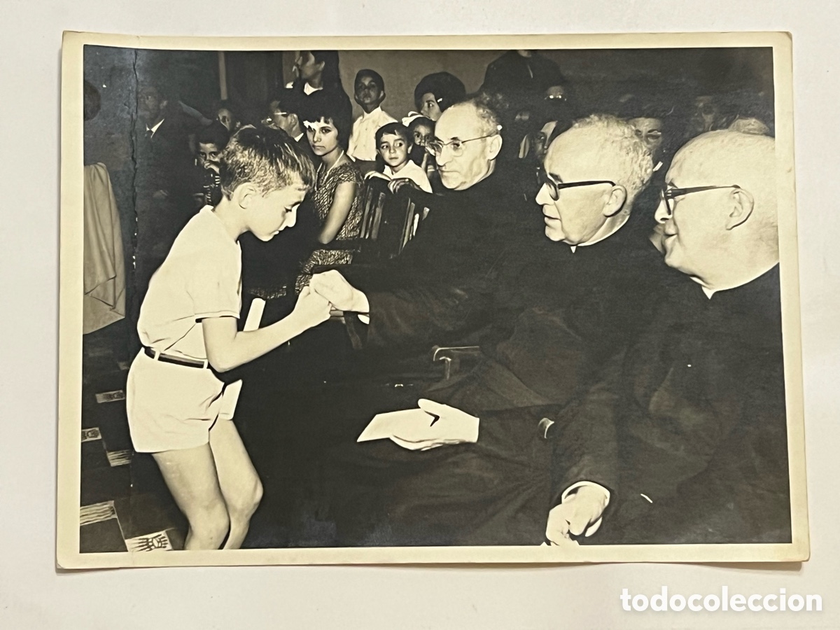 Fotograf&iacute;a antigua: BENIOPA Gandia.. Aquellos sombr&iacute;os a&ntilde;os de Acci&oacute;n Cat&oacute;lica.. Foto Ram&oacute;n Yeste (h.1960?)