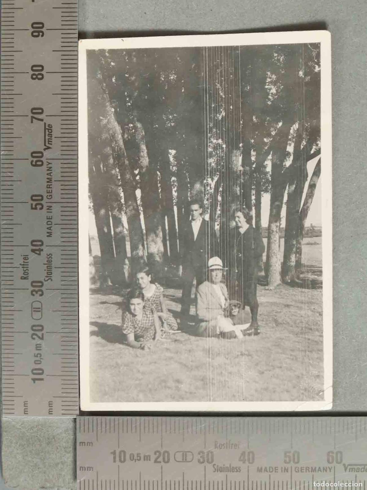 Fotograf&iacute;a antigua: FOTOGRAFIA. GRUPO EN EL CAMPO hacia 1930
