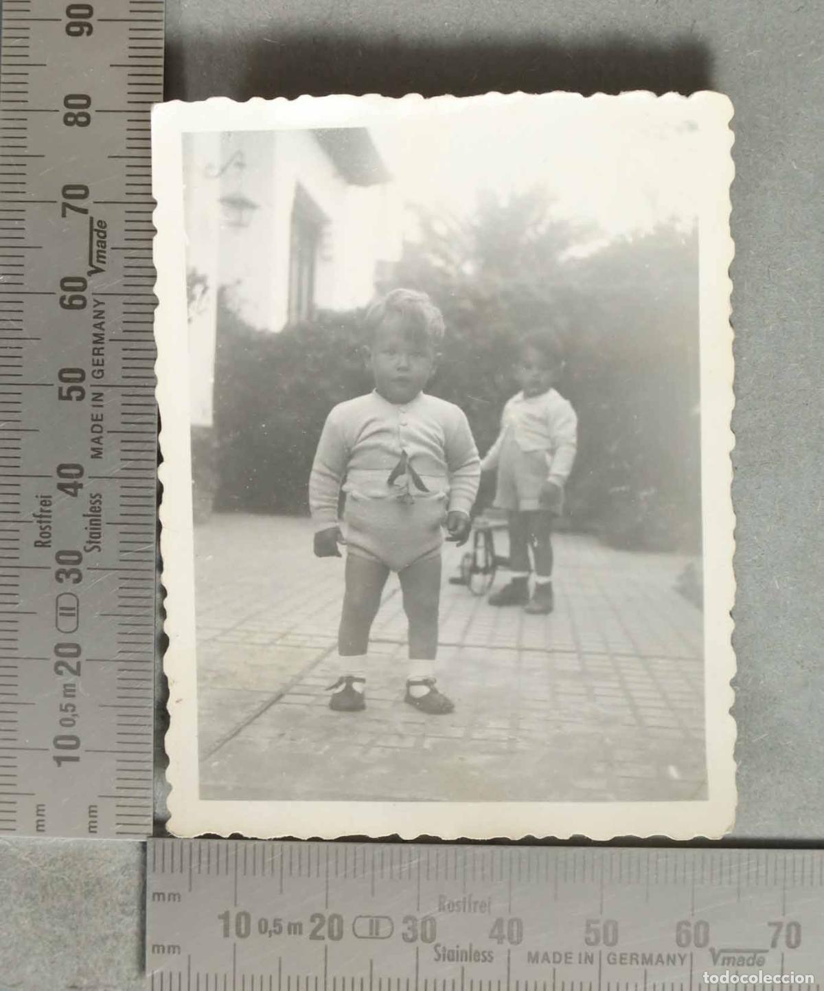 Fotograf&iacute;a antigua: FOTOGRAFIA. NI&Ntilde;OS JUGANDO hacia 1940