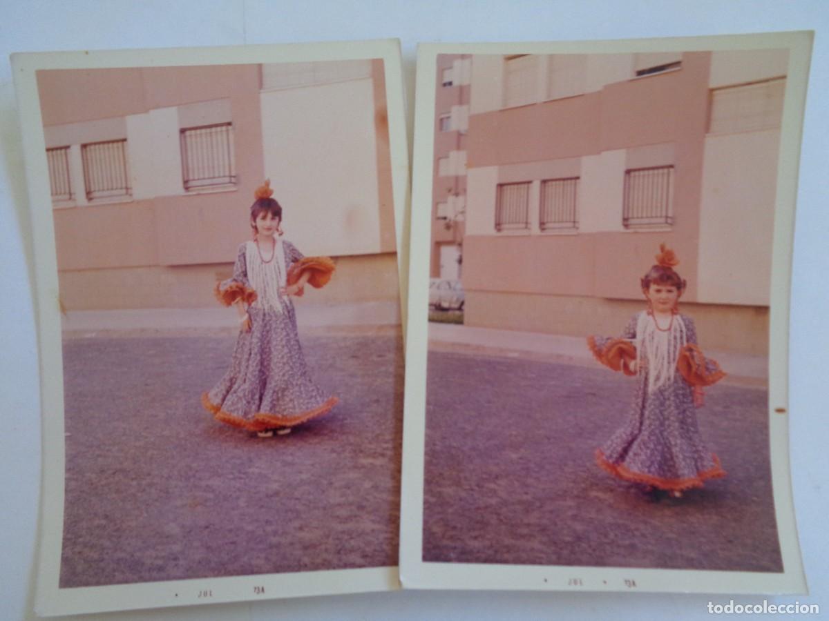Fotografia antiga: LOTE DE 2 FOTOS DE NI&Ntilde;AS VESTIDAS DE FLAMENCA , 1973