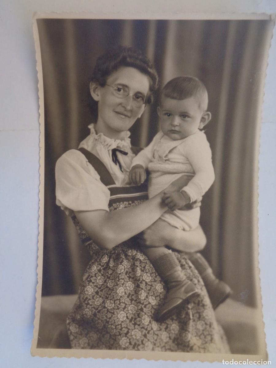 Fotografia antica: PRECIOSA FOTO DE ESTUDIO DE MUJER CON NI&Ntilde;O PEQUE&Ntilde;O, ALEMANIA EPOCA NAZI