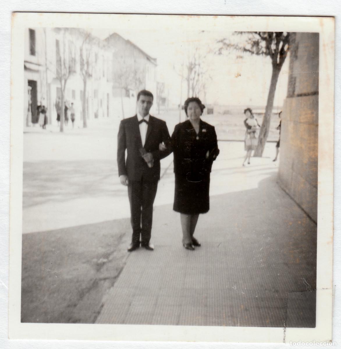 Fotograf&iacute;a antigua: Paseando por Castell&oacute;n. A&ntilde;os 60 g aa