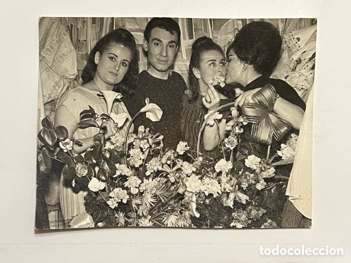 Alte Fotografie: ALEJANDRO VARGAS Y su Ballet en una Sala de Fiestas de Zaragoza .. (a.1962) Med&iacute;das: 8,5 x 11,5