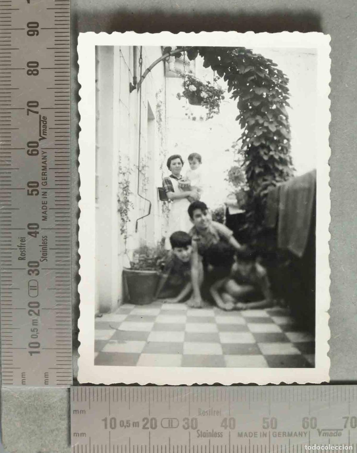 Antique Photography: FOTOGRAFIA. NI&Ntilde;OS JUGANDO hacia 1940