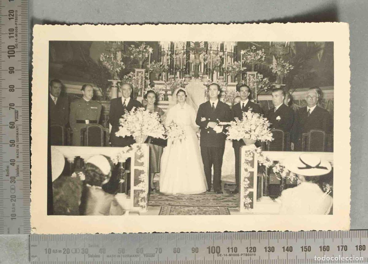 Fotografia antiga: FOTOGRAFIA. BODA NOVIOS Y ACOMPA&Ntilde;ANTES hacia 1940