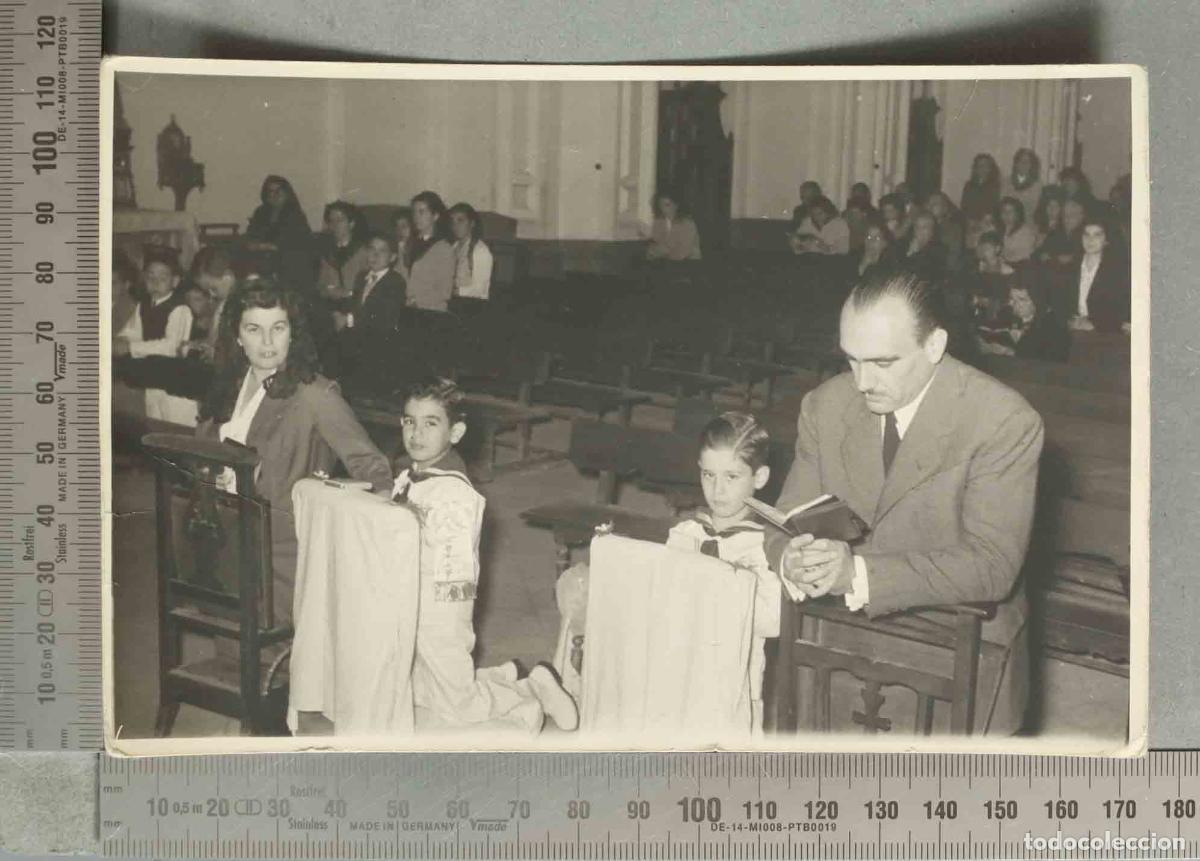 Fotografia antiga: FOTOGRAFIA. PRIMERA COMUNION hacia 1940