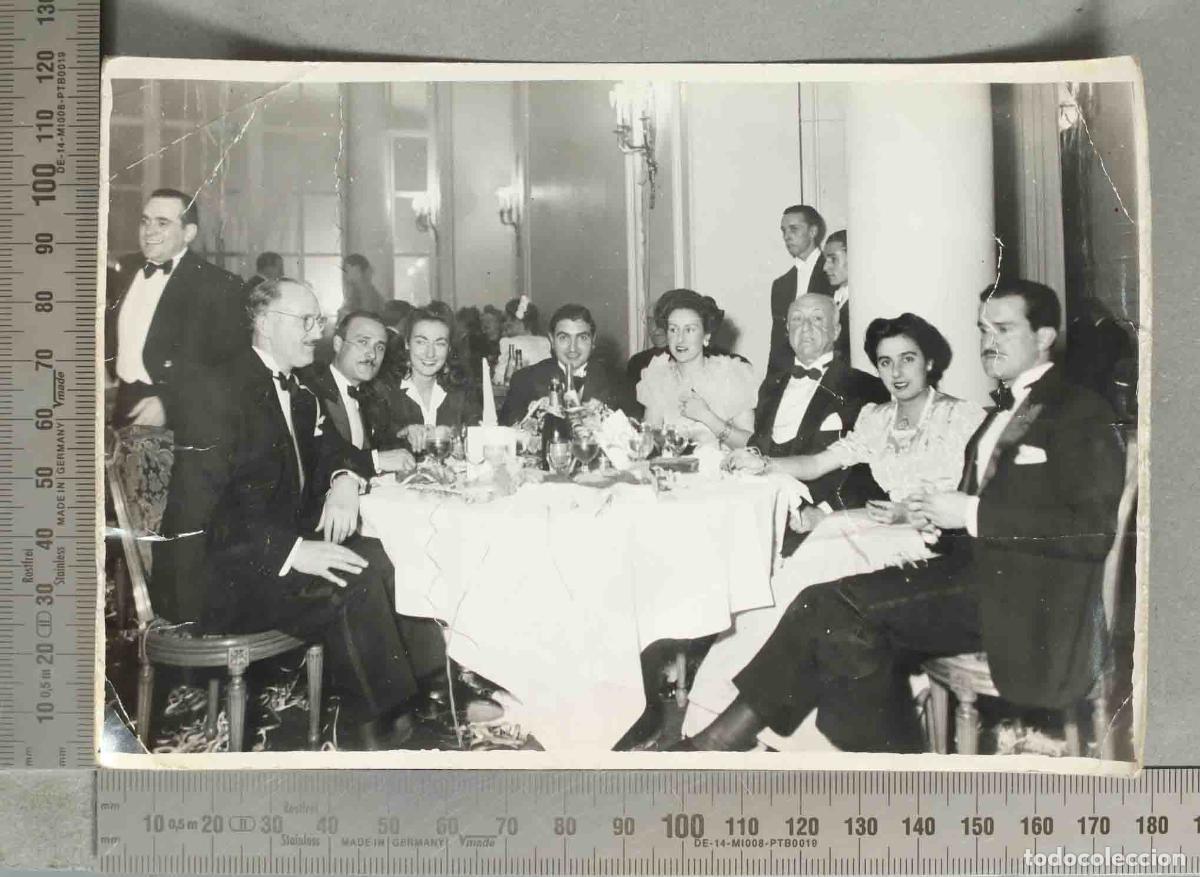 Fotografia antiga: FOTOGRAFIA. CELEBRACION GALA ALTA SOCIEDAD HACIA 1950
