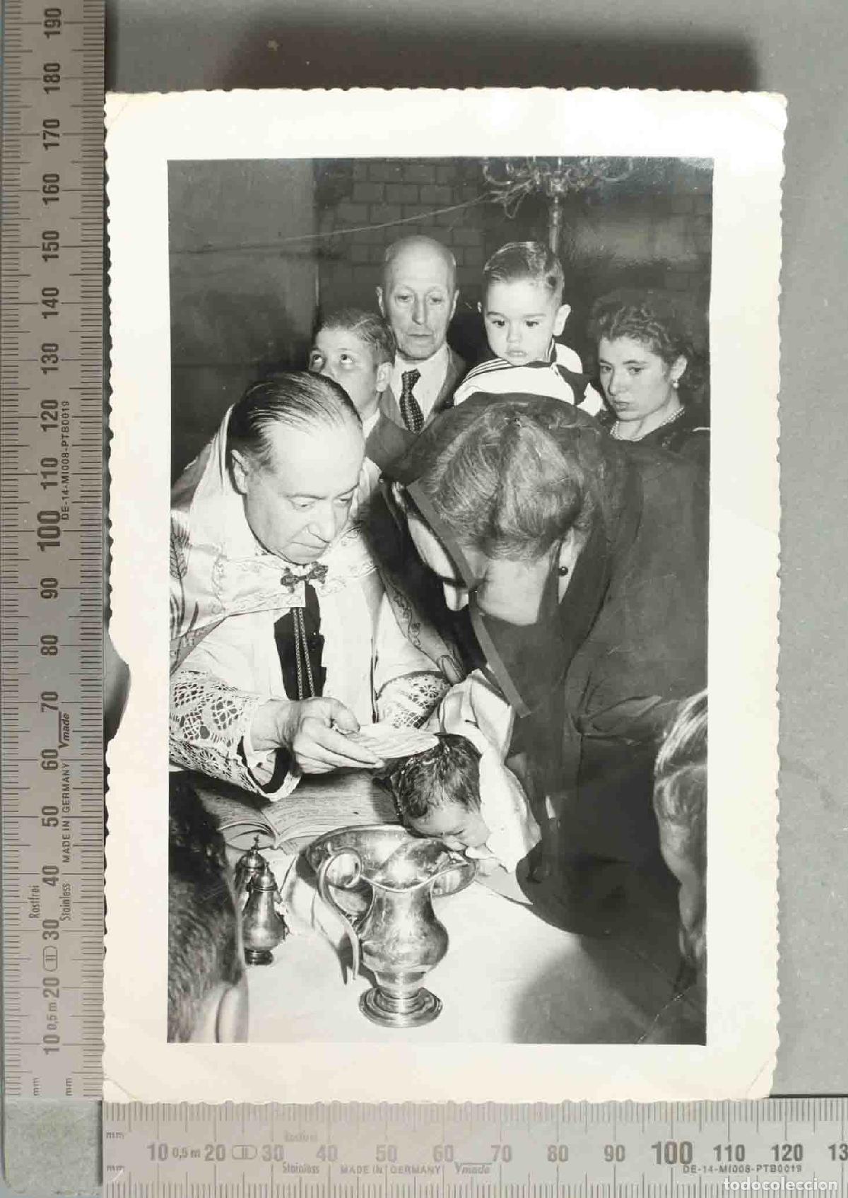 Fotografia antiga: FOTOGRAFIA. BAUTIZO NI&Ntilde;O. hacia 1940