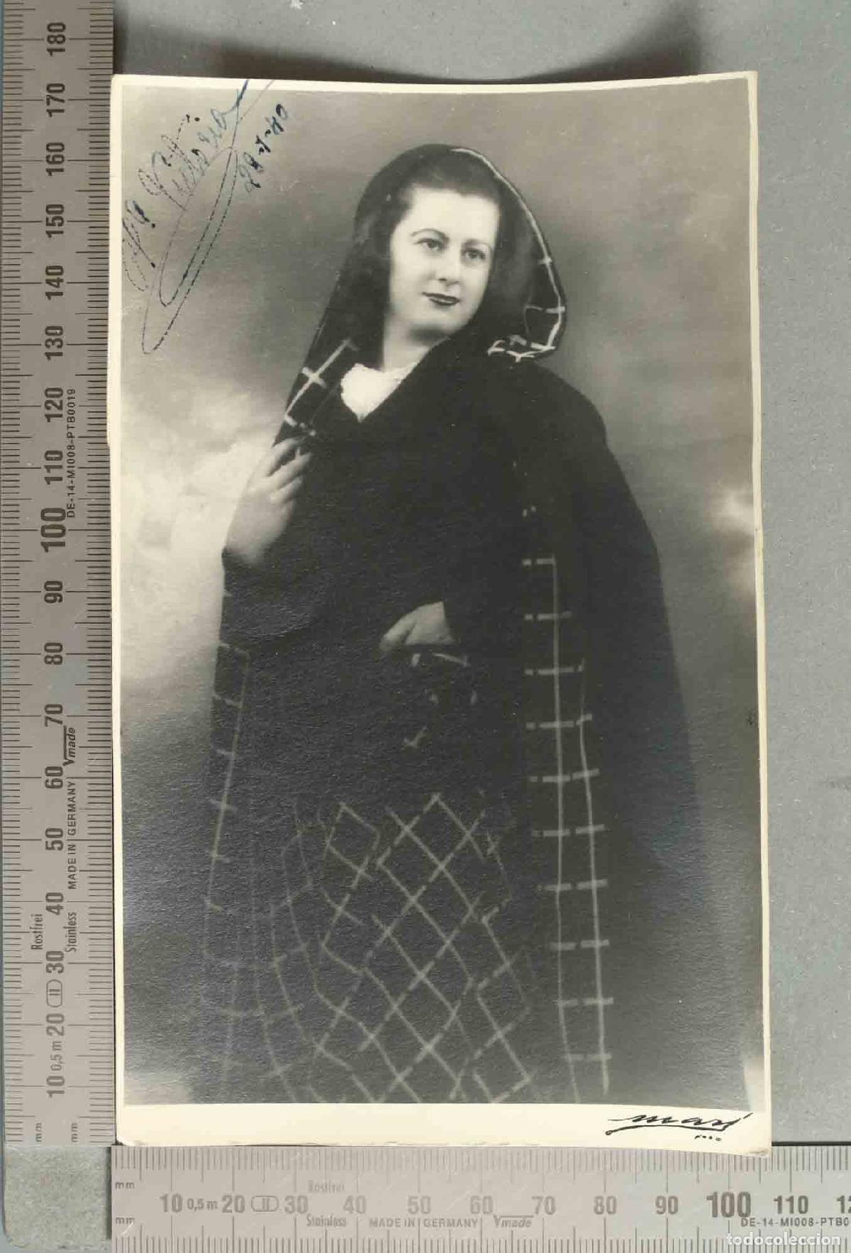Fotografia antiga: FOTOGRAFIA. MUJER CON TRAJE ALTA COSTURA. 1940