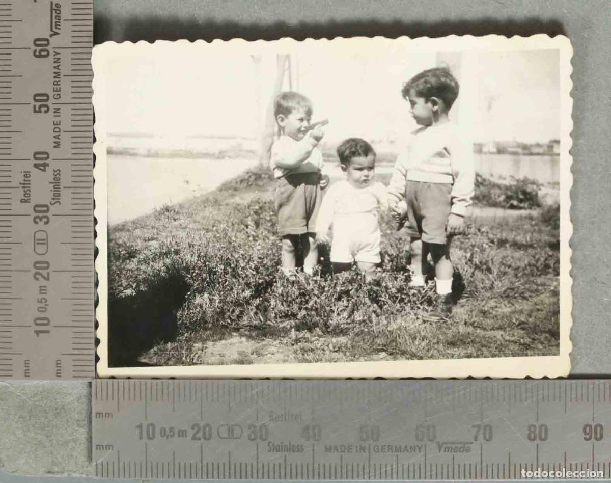 Fotografia antiga: FOTOGRAFIA. NI&Ntilde;OS EN EL CAMPO hacia 1940