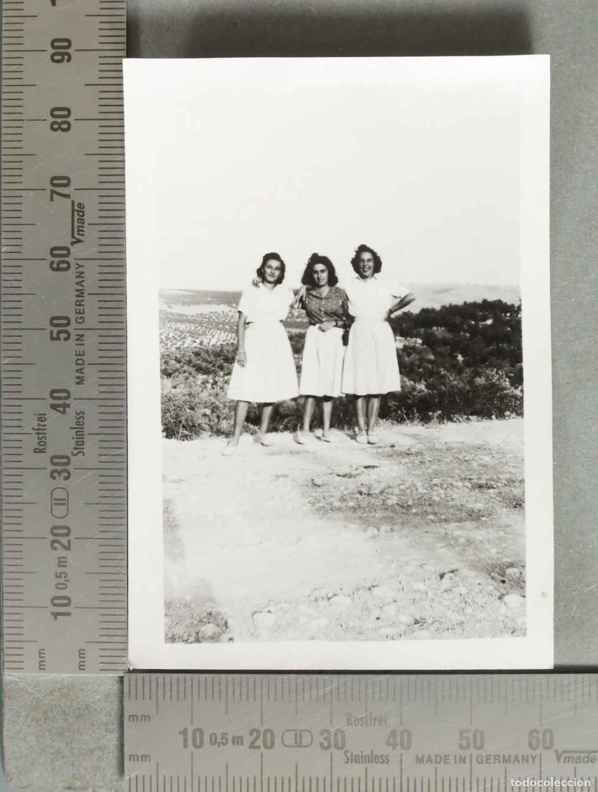 Fotografia antiga: FOTOGRAFIA. MUJERES EN EL CAMPO hacia 1940