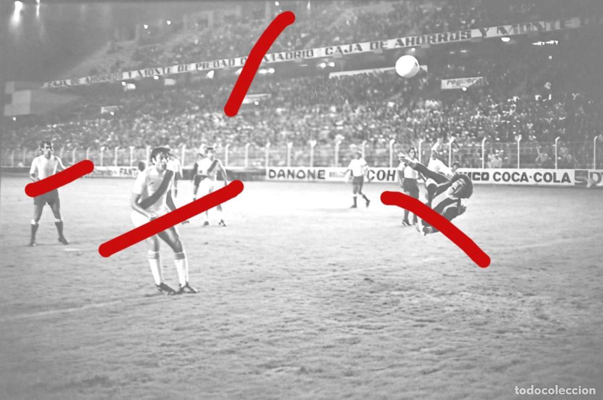 Fotografia antica: Partido de Futbol Rayo Vallecano - Las Palmas A&ntilde;os 70 - Negativo de Celuloide Fotografia Antigua