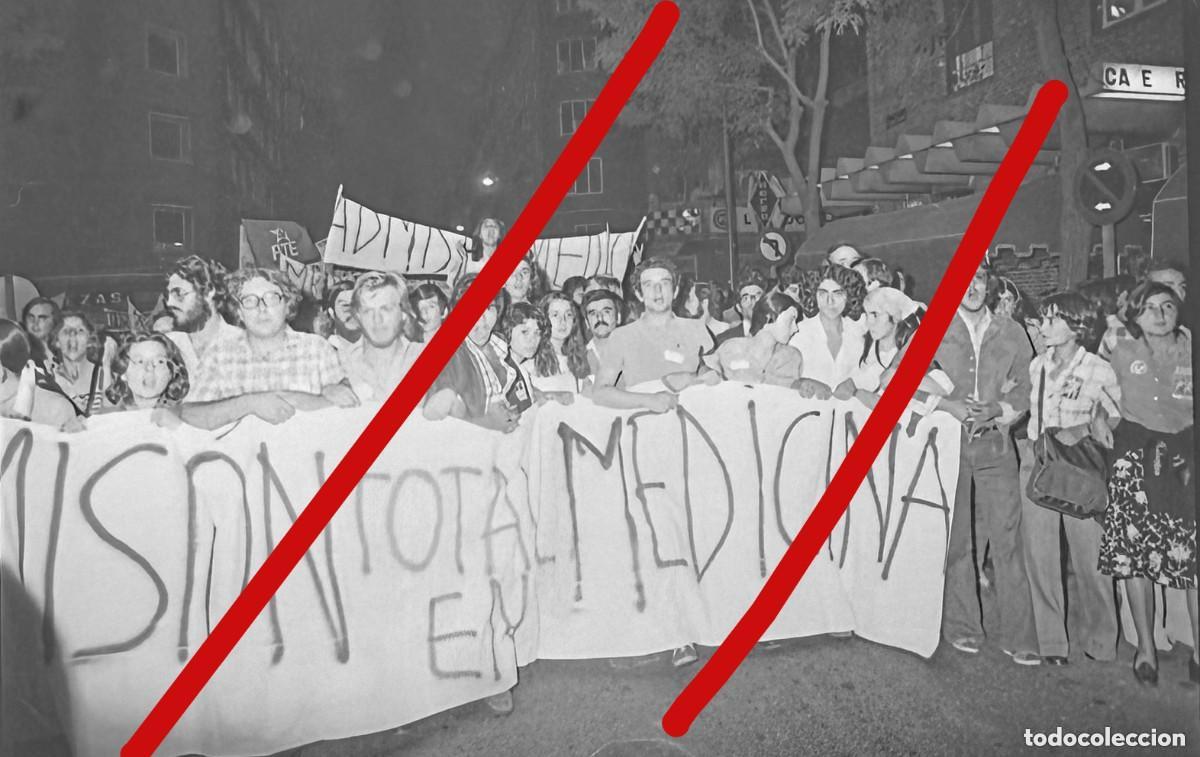 Fotograf&iacute;a antigua: Manifestaci&oacute;n Sanitaria Madrid A&ntilde;os 70 - Negativo de Celuloide