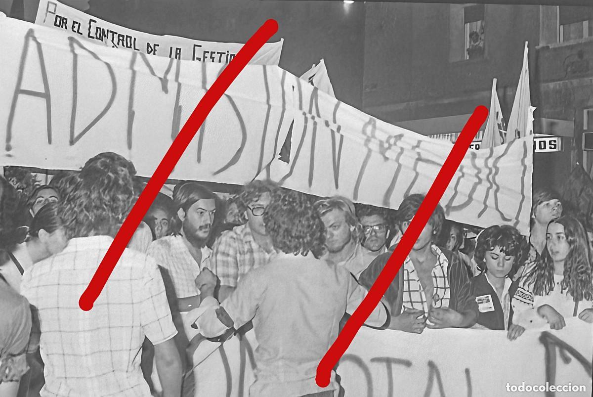 Fotograf&iacute;a antigua: Manifestaci&oacute;n Sanitaria Madrid A&ntilde;os 70 - Negativo de Celuloide