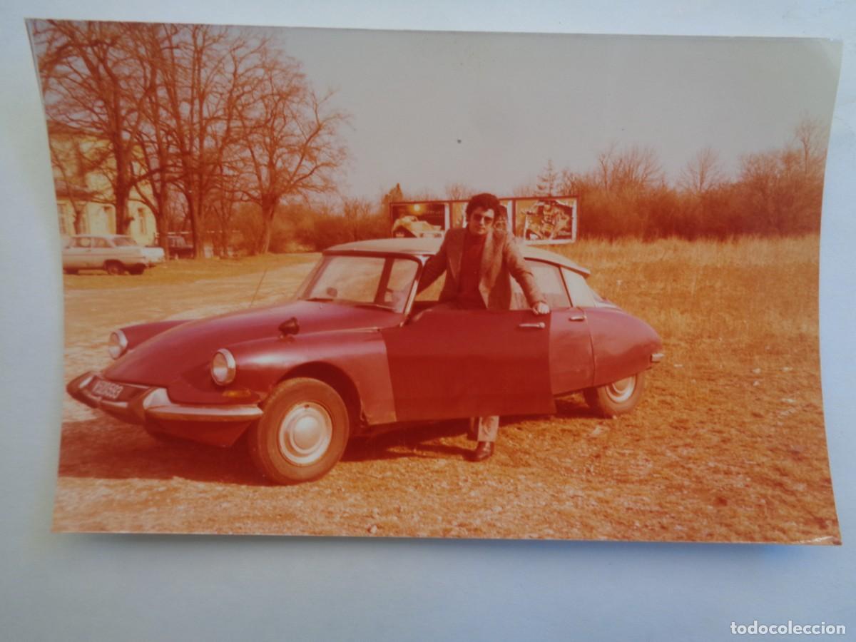 Fotografia antica: FOTO DE HOMBRE Y COCHE DE EPOCA