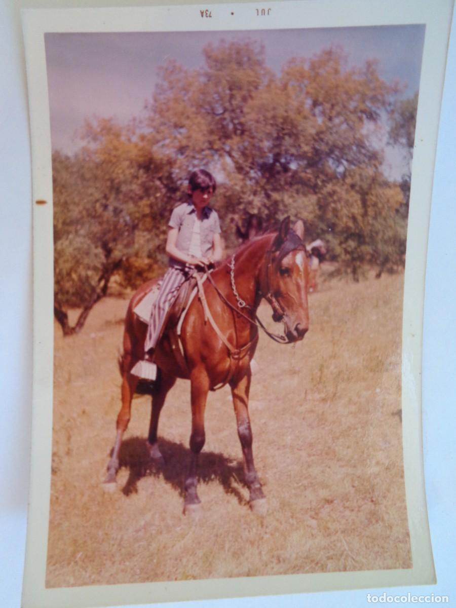 Photographie ancienne: FOTO DE JOVEN MONTADO A CABALLO , 1973