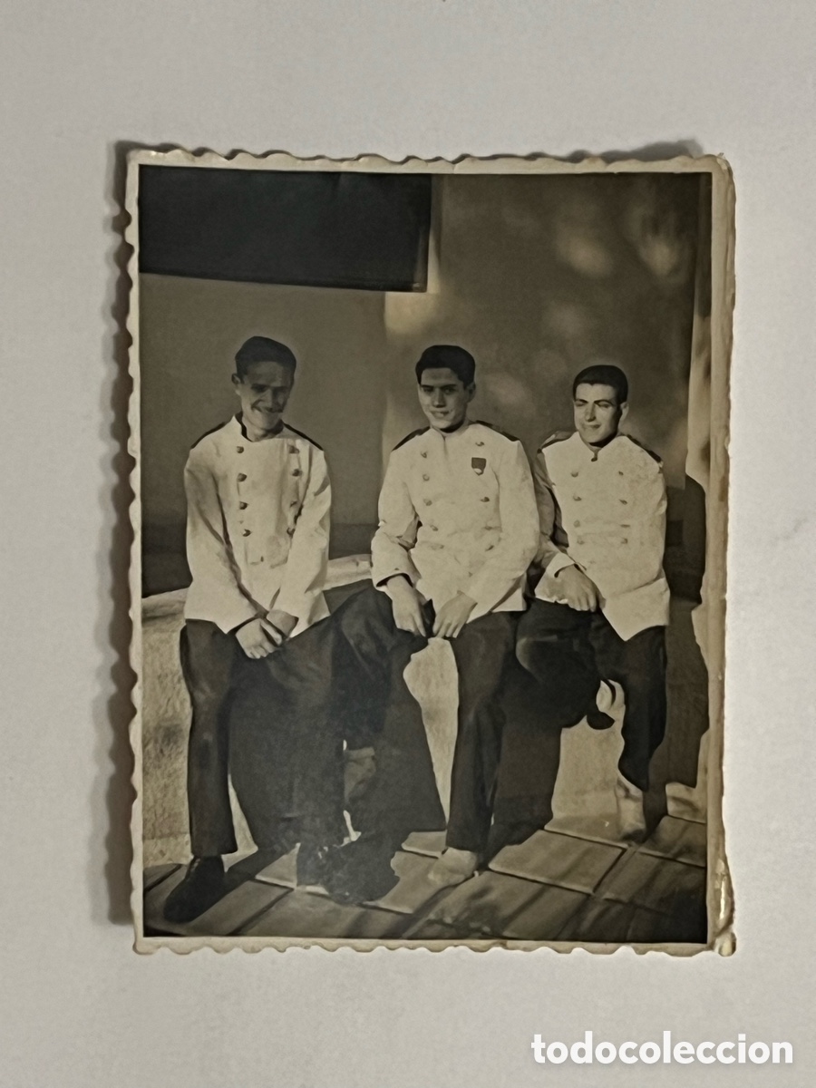 Fotograf&iacute;a antigua: ALICANTE.. Cuartel de Benalua. Residencia Oficiales.. Recuerdos de la Mili (a.1949)