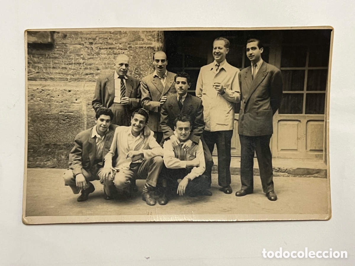 Fotograf&iacute;a antigua: VALENCIA. Fotograf&iacute;a Compa&ntilde;eros de la Vieja f&aacute;brica.. (h.1960?) Med&iacute;das: 14 x 9 cm
