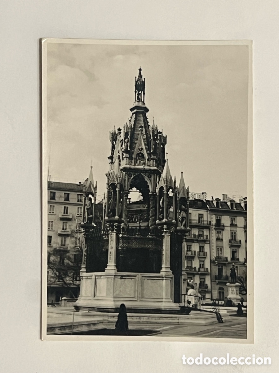 Fotograf&iacute;a antigua: FOTOGRAF&Iacute;A Monumento Brunswick, mausoleo neog&oacute;tico situado en el Jardin des Alpes en Ginebra