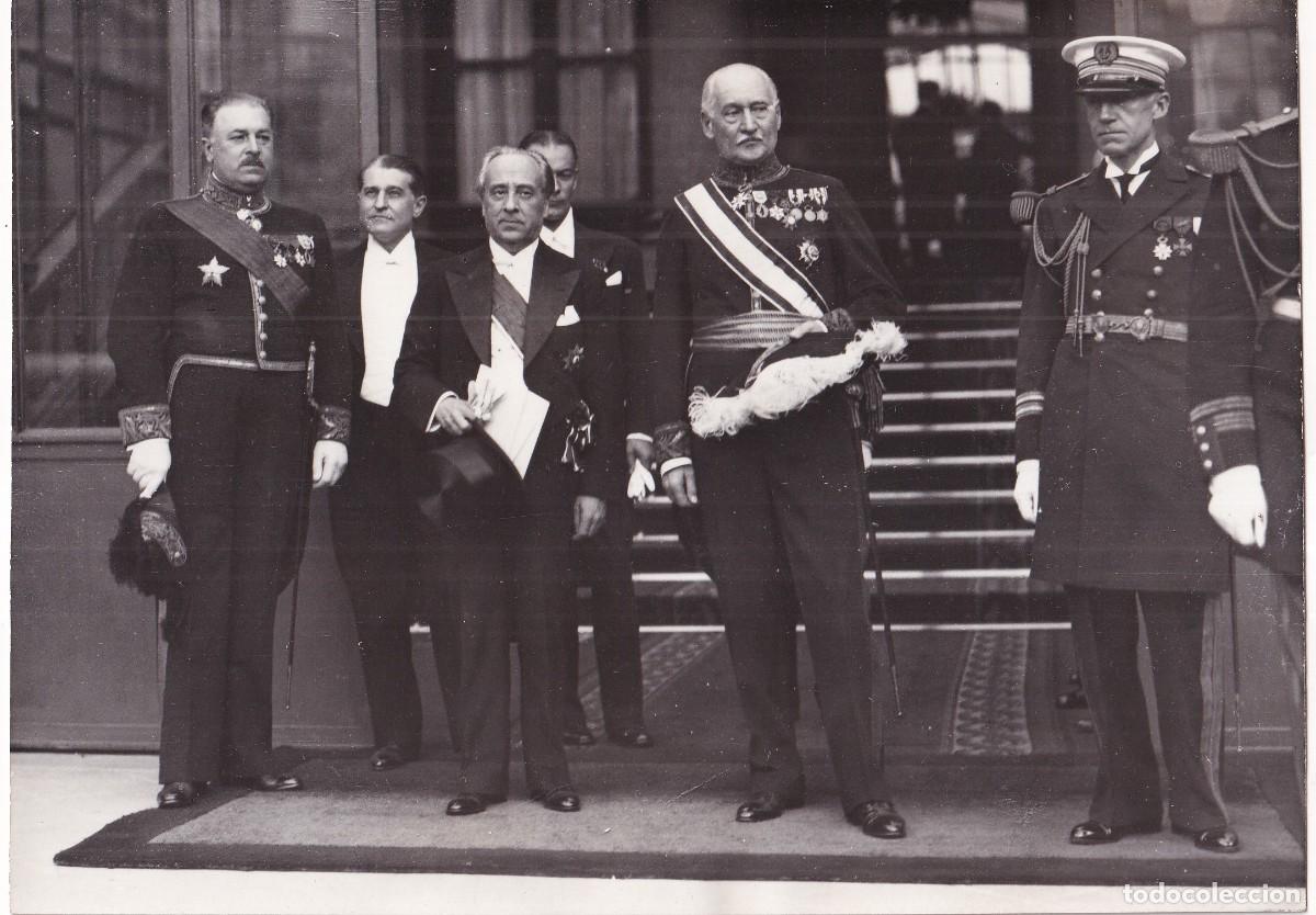 Fotograf&iacute;a antigua: Fotograf&iacute;a prensa 17 x 13 cm &Aacute;lvaro de Albornoz con el Embajador espa&ntilde;ol en Paris. Rep&uacute;blica.