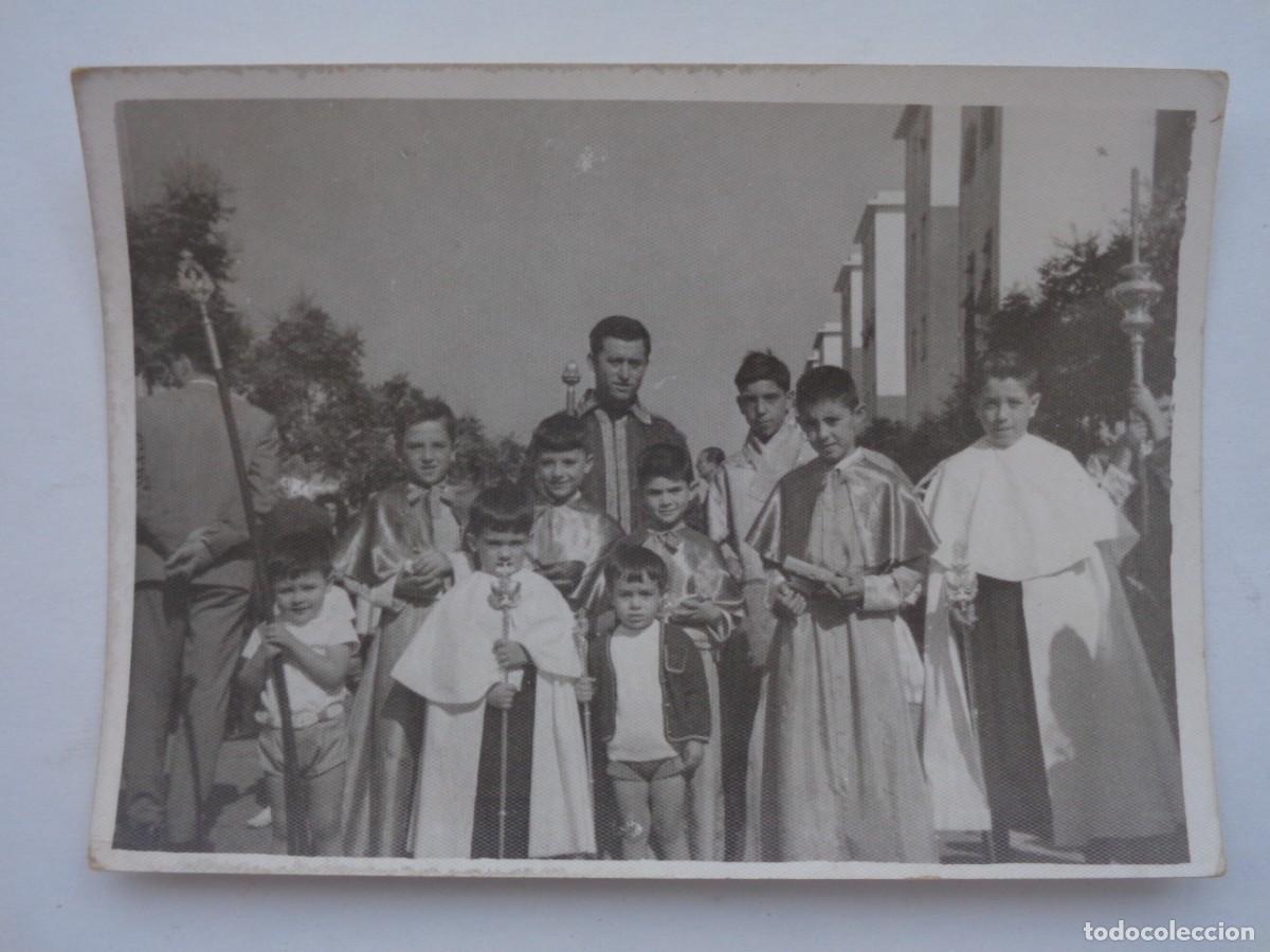 Fotograf&iacute;a antigua: SEMANA SANTA : FOTO DE NI&Ntilde;OS VESTIDOS DE ACOLITOS