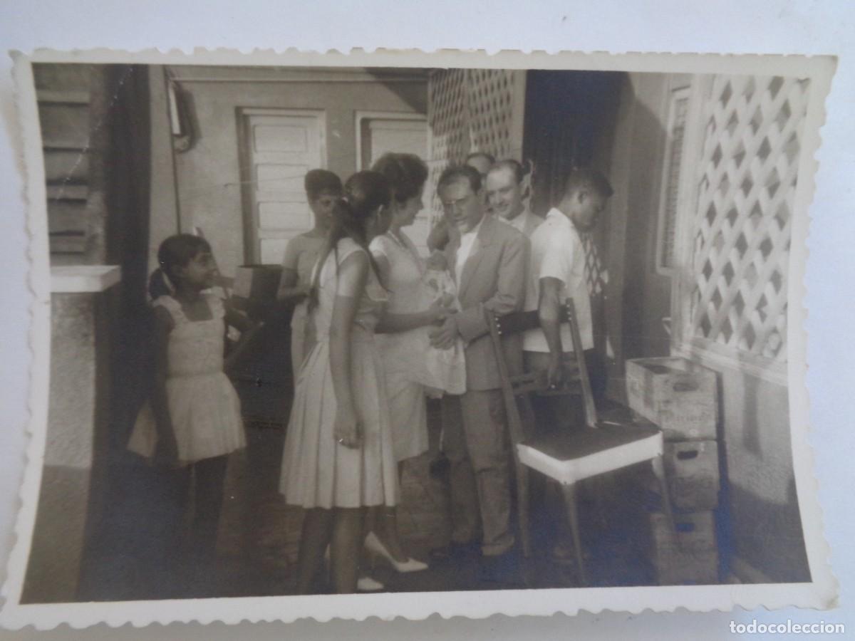 Fotograf&iacute;a antigua: GUINEA ESPA&Ntilde;OLA : FOTO DE UN BAUTIZO . BATA , 1963