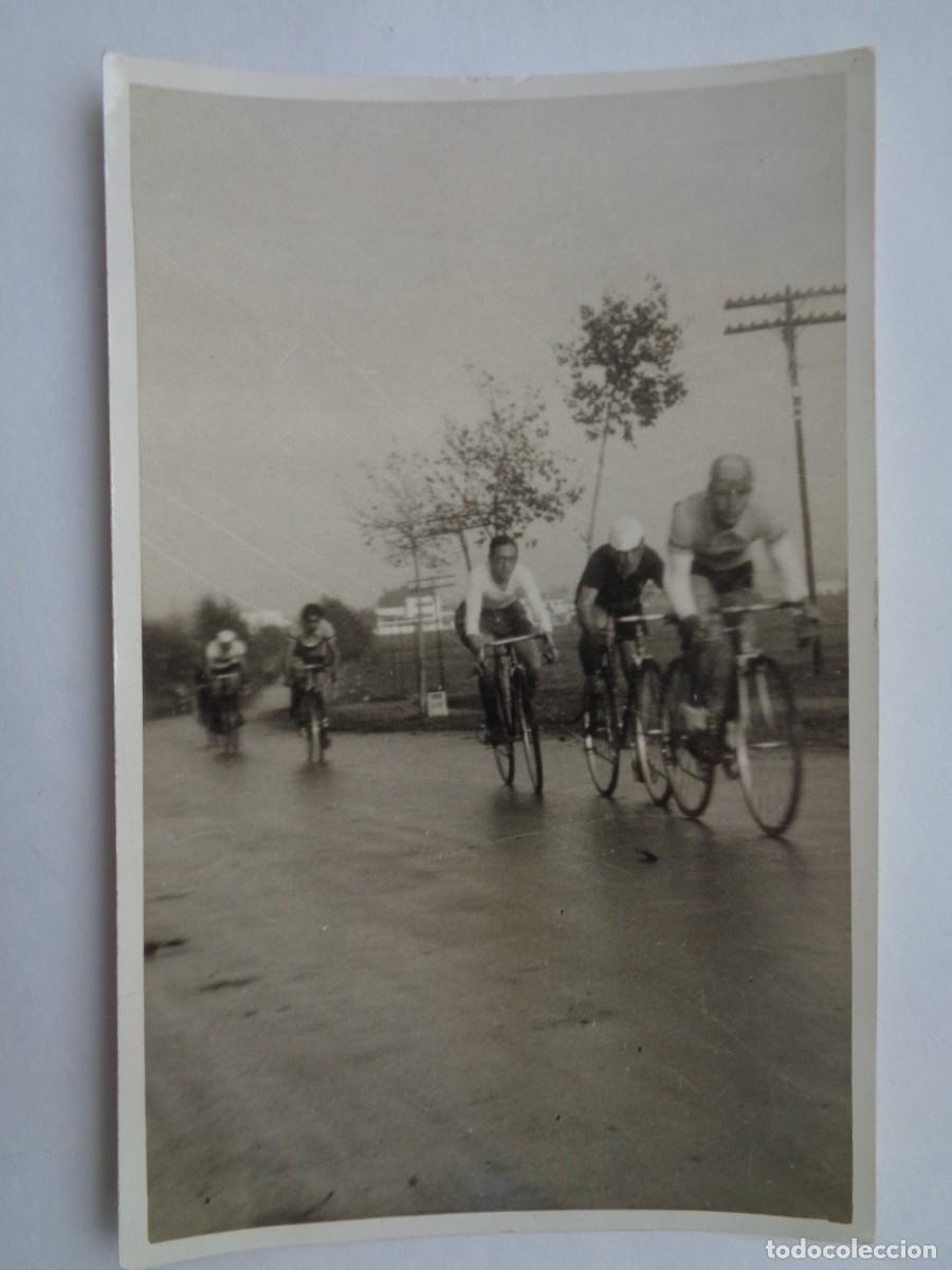 Fotografia antica: CICLISMO : FOTO DE CICLISTAS EN PLENA CARRERA , A&Ntilde;OS 40