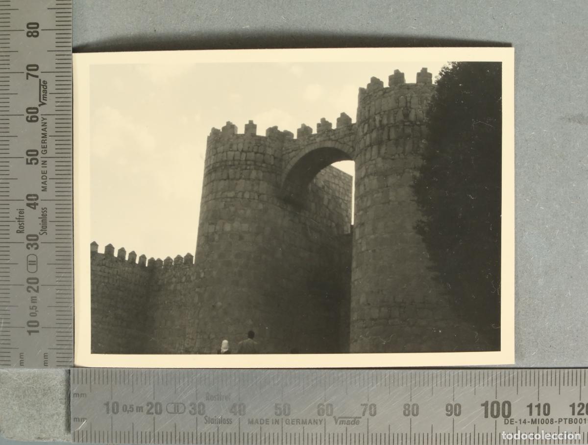 Photographie ancienne: FOTOGRAFIA. &Aacute;vila - Muralla - Puerta de San Vicente HACIA 1950