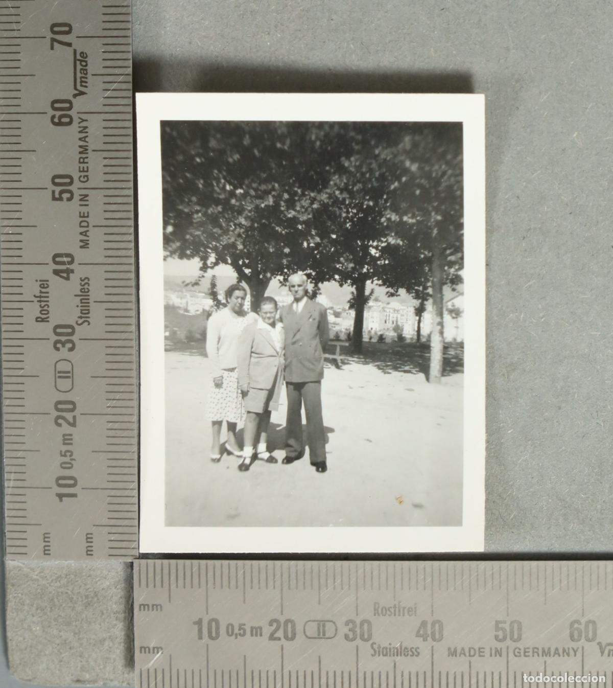 Alte Fotografie: FOTOGRAFIA. ORENSE FAMILIA 1952